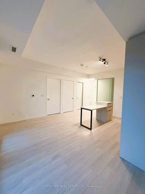 Photo 19 at 306 - 185 Alberta Avenue, Oakwood Village, Toronto