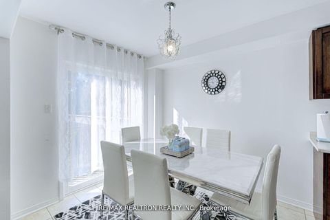 Photo 7 at 88 Banbrooke Crescent, Summerhill Estates, Newmarket