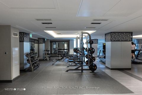 Photo 13 at 1220 - 543 Richmond Street W, Waterfront Communities C1, Toronto