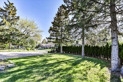 Photo 34 at 38 Logandale Road, Willowdale East, Toronto
