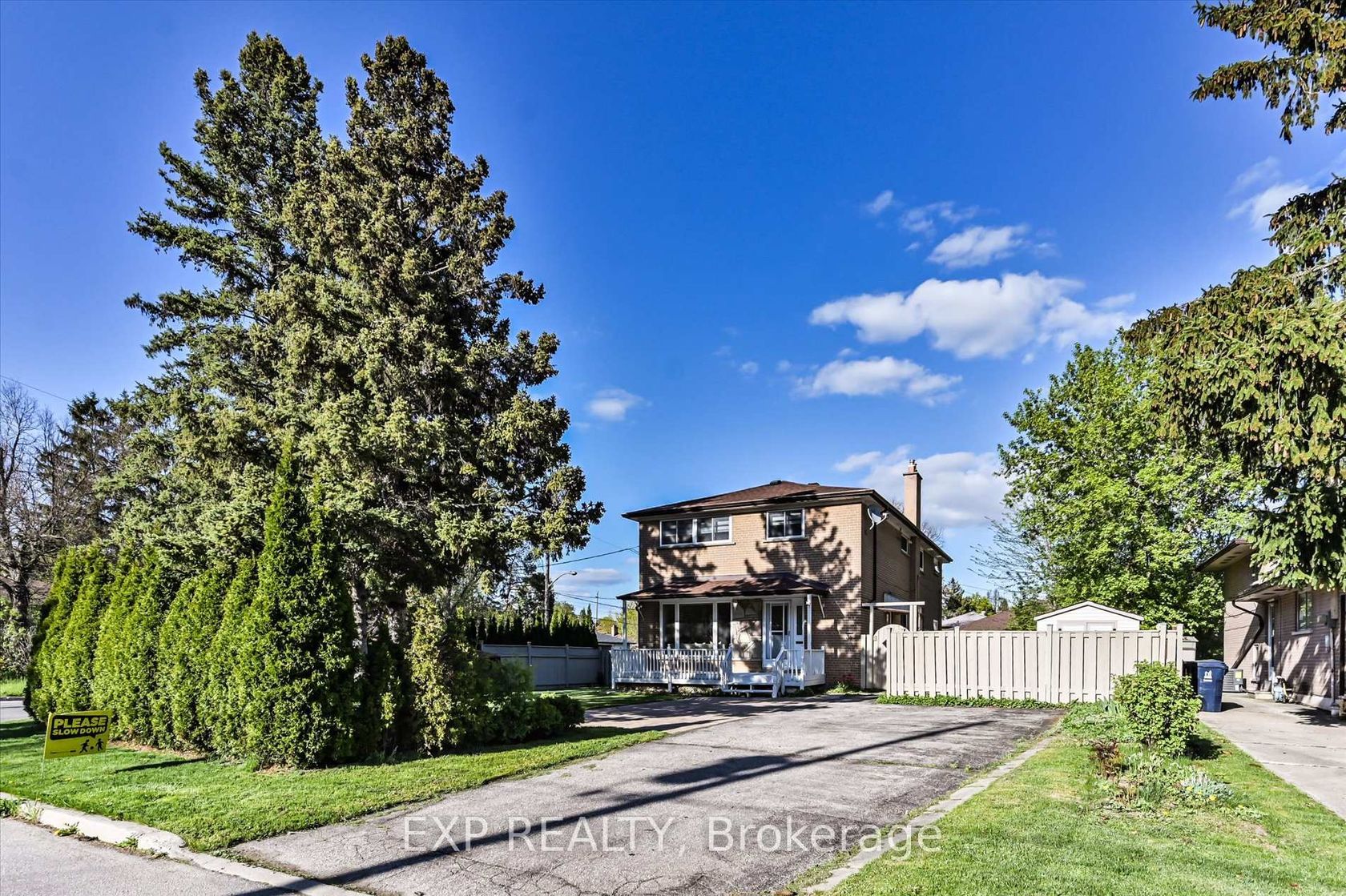 38 Logandale Road, Willowdale East, Toronto photo number 2