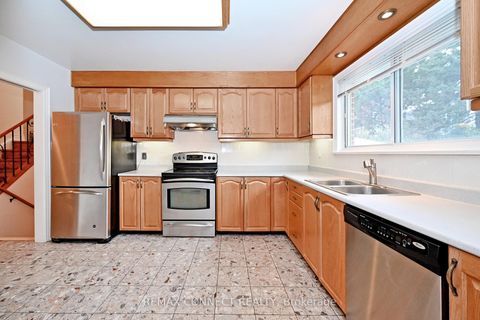 Photo 9 at 60 Brian Drive, Pleasant View, Toronto