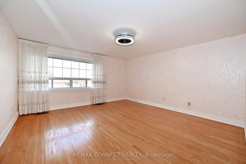 Photo 12 at 60 Brian Drive, Pleasant View, Toronto