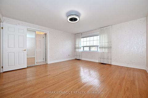 Photo 13 at 60 Brian Drive, Pleasant View, Toronto