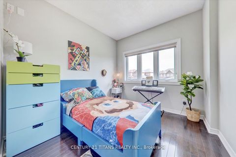 Photo 23 at 577 Royalpark Way, Elder Mills, Vaughan