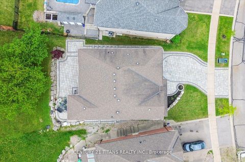 Photo 41 at 577 Royalpark Way, Elder Mills, Vaughan