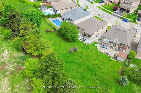 Photo 45 at 577 Royalpark Way, Elder Mills, Vaughan