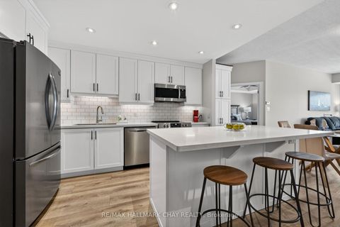 Photo 3 at 805 - 37 Ellen Street, City Centre, Barrie