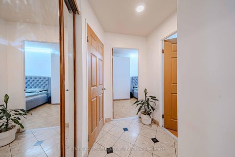 Photo 11 at PH03 - 2466 Eglinton Avenue E, Eglinton East, Toronto