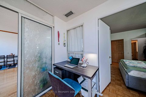 Photo 12 at PH03 - 2466 Eglinton Avenue E, Eglinton East, Toronto