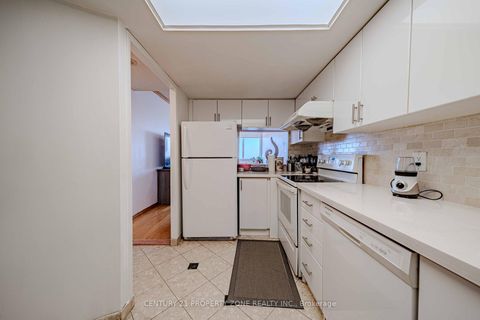 Photo 23 at PH03 - 2466 Eglinton Avenue E, Eglinton East, Toronto