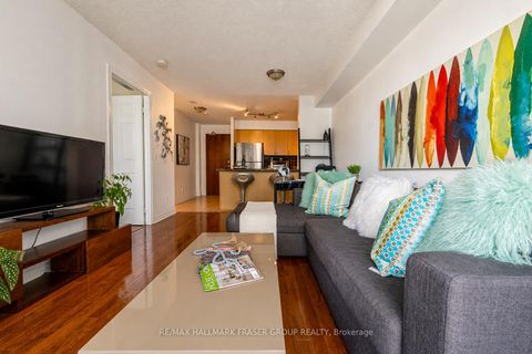 Photo 5 at 905 - 5 Michael Power Place, City Centre West, Toronto