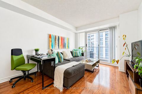 Photo 7 at 905 - 5 Michael Power Place, City Centre West, Toronto