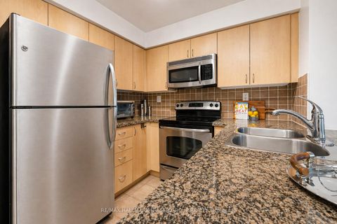 Photo 16 at 905 - 5 Michael Power Place, City Centre West, Toronto