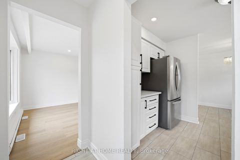 Photo 5 at 839 Glen Street, Lakeview, Oshawa