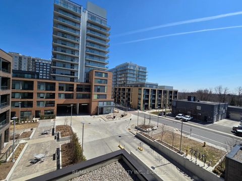 Photo 9 at 301 - 185 Deerfield Road, Central Newmarket, Newmarket