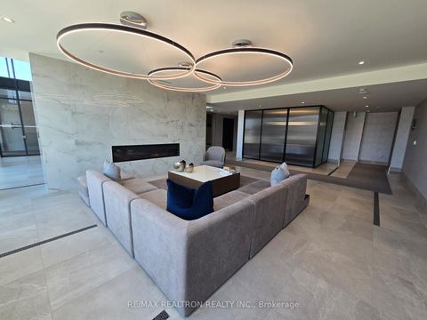 Photo 10 at 301 - 185 Deerfield Road, Central Newmarket, Newmarket