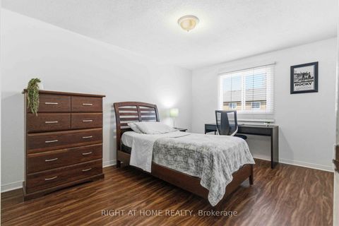 Photo 23 at 39 Davies Crescent, Pringle Creek, Whitby