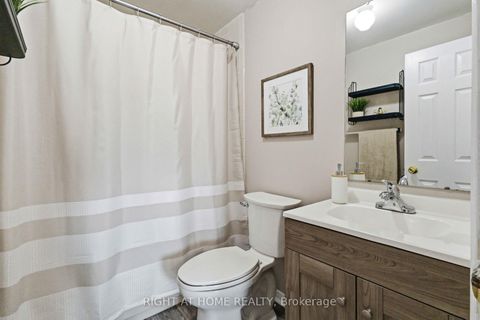 Photo 24 at 39 Davies Crescent, Pringle Creek, Whitby