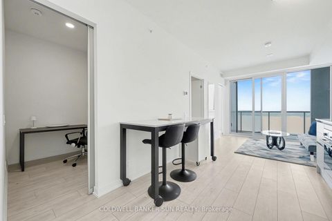 Photo 15 at 2009 - 39 Mary Street, City Centre, Barrie