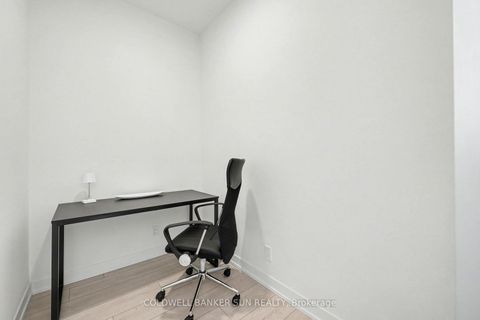 Photo 16 at 2009 - 39 Mary Street, City Centre, Barrie