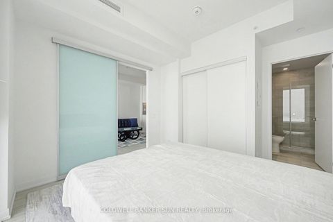 Photo 17 at 2009 - 39 Mary Street, City Centre, Barrie