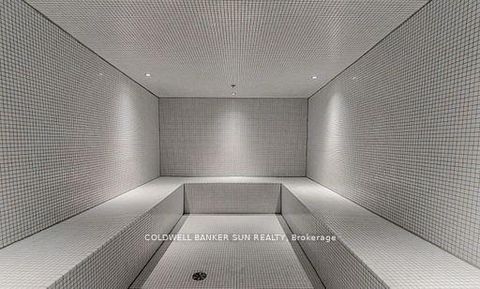 Photo 29 at 2009 - 39 Mary Street, City Centre, Barrie