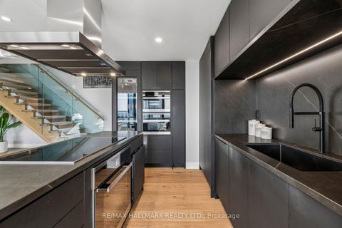 Photo 18 at PH3804 - 2908 Highway 7 Road, Concord, Vaughan