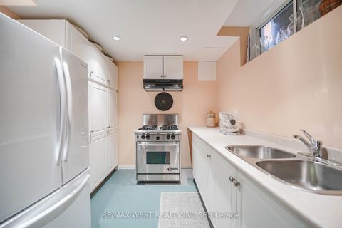 Photo 14 at 61 Shawbridge Boulevard, Islington Woods, Vaughan