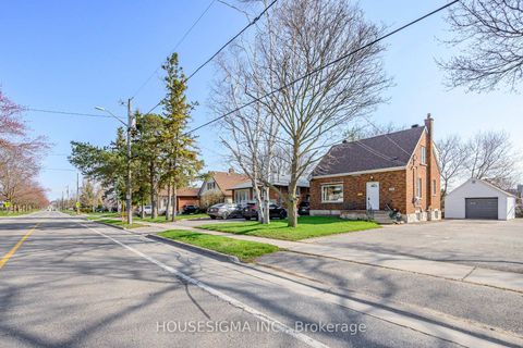 Photo 1 at 301 Gibbons Street, McLaughlin, Oshawa