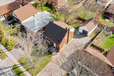 Photo 34 at 301 Gibbons Street, McLaughlin, Oshawa