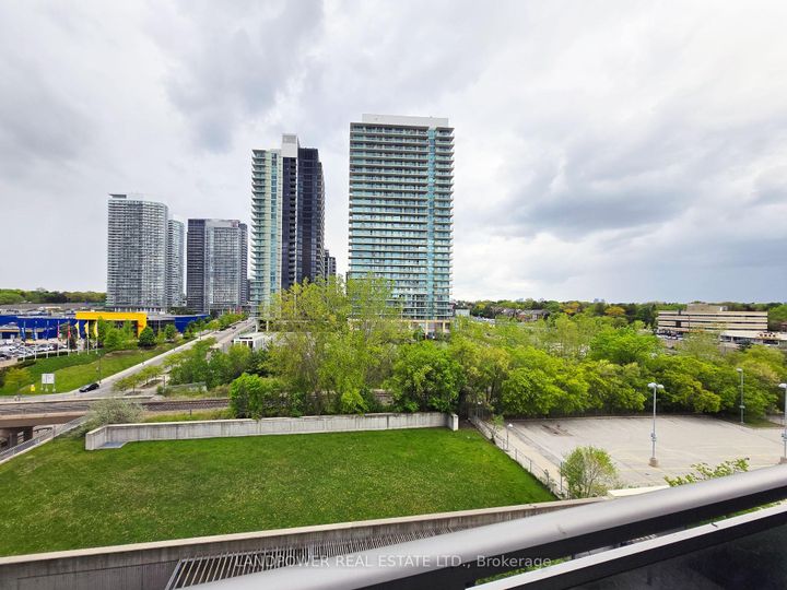 Photo 16 at 603 - 2756 Old Leslie Street, Bayview Village, Toronto