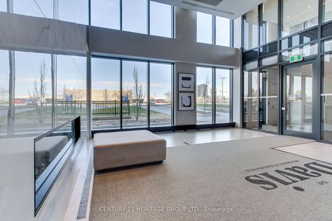 Photo 2 at 503 - 185 Deerfield Road, Central Newmarket, Newmarket