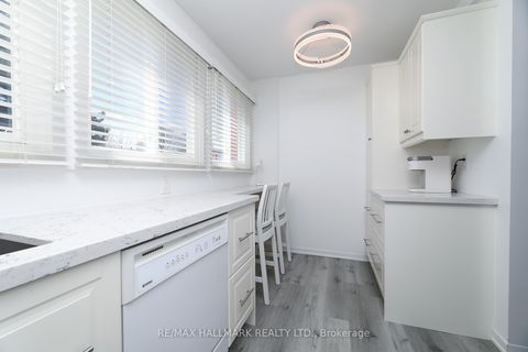 Photo 10 at 137 - 90 Wingarden Court, Malvern, Toronto