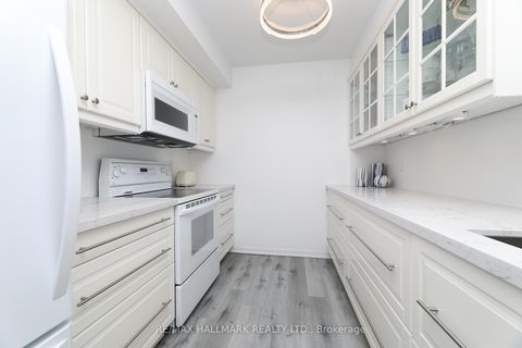 Photo 13 at 137 - 90 Wingarden Court, Malvern, Toronto