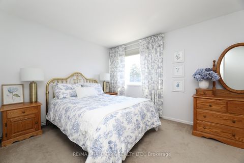 Photo 17 at 137 - 90 Wingarden Court, Malvern, Toronto