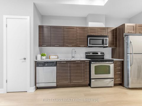 Photo 6 at 216 - 169 Fort York Boulevard, Waterfront Communities C1, Toronto