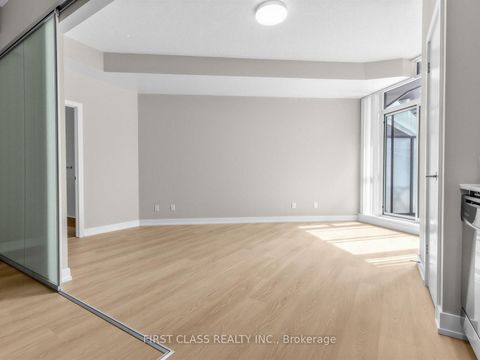 Photo 11 at 216 - 169 Fort York Boulevard, Waterfront Communities C1, Toronto