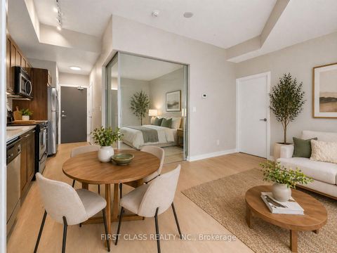Photo 12 at 216 - 169 Fort York Boulevard, Waterfront Communities C1, Toronto