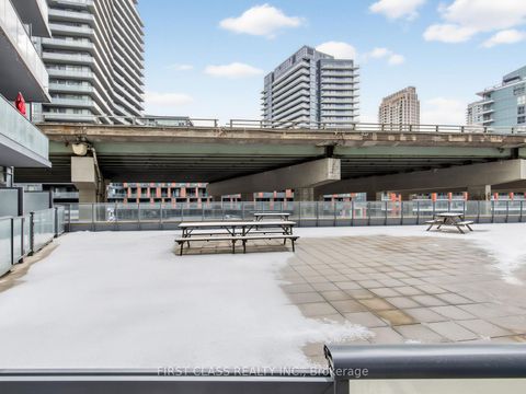 Photo 25 at 216 - 169 Fort York Boulevard, Waterfront Communities C1, Toronto