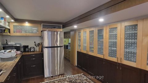 Photo 10 at 24 Chickadee Court, Pefferlaw, Georgina