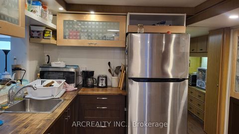 Photo 11 at 24 Chickadee Court, Pefferlaw, Georgina