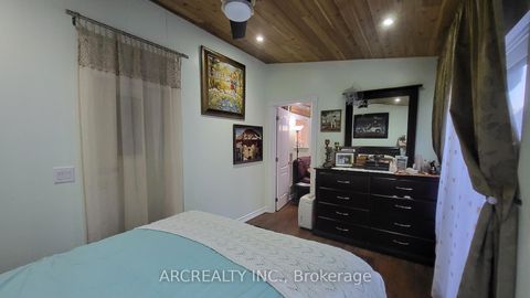 Photo 24 at 24 Chickadee Court, Pefferlaw, Georgina