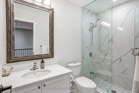 Photo 35 at 22 Lowther Avenue, Oak Ridges, Richmond Hill