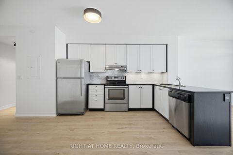 Photo 7 at 703 - 3563 Lake Shore Boulevard W, Long Branch, Toronto