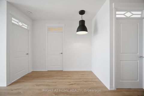 Photo 11 at 703 - 3563 Lake Shore Boulevard W, Long Branch, Toronto