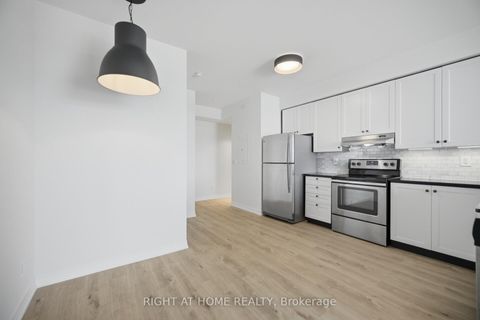 Photo 12 at 703 - 3563 Lake Shore Boulevard W, Long Branch, Toronto