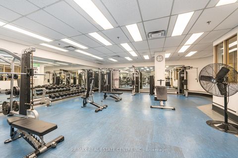 Photo 29 at 1009 - 717 Bay Street, Bay Street Corridor, Toronto