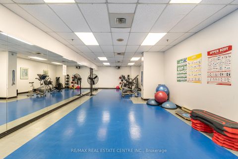 Photo 31 at 1009 - 717 Bay Street, Bay Street Corridor, Toronto