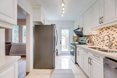 Photo 8 at 118 Blantyre Avenue, Cliffside, Toronto